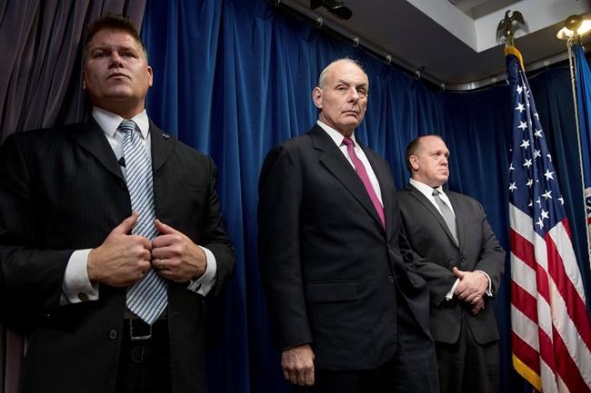 US official says 872 refugees to be allowed in | iNFOnews.ca