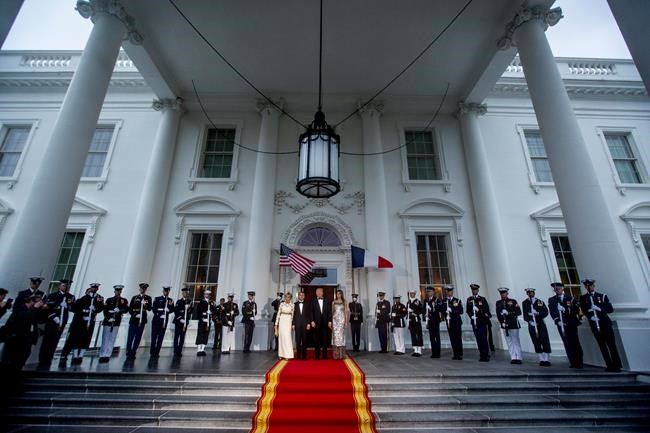 Melania Trump takes her moment to sparkle in the spotlight | iNFOnews.ca CP496958245