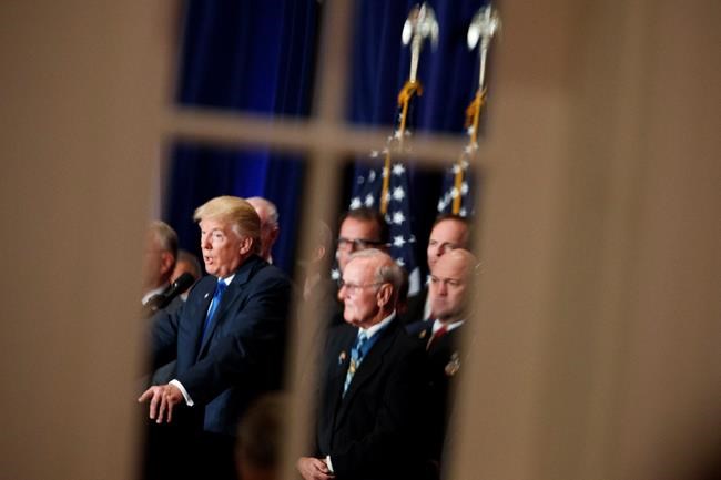 Trump criticized for bait and switch on 'birther' statement | iNFOnews.ca Trump criticized for bait and switch on 'birther' statement | iNFOnews.ca