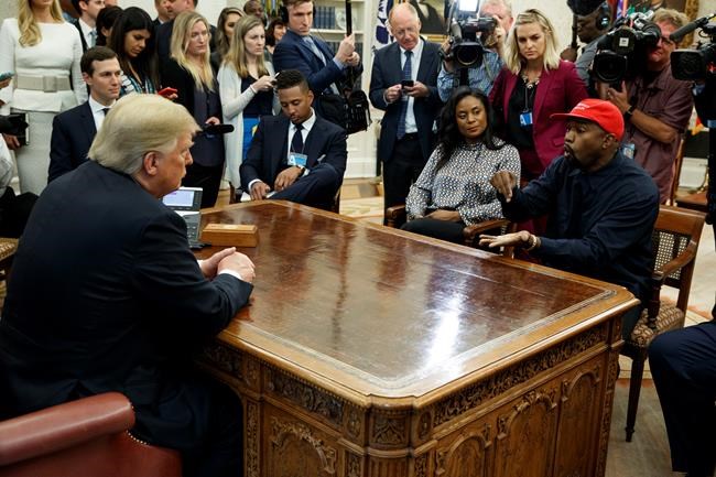 Kanye West delivers jaw-dropping performance in Oval Office | iNFOnews.ca Kanye West delivers jaw-dropping performance in Oval Office | iNFOnews.ca