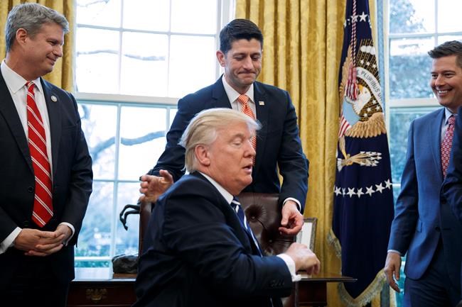 AP FACT CHECK: No Trump order to deport welfare immigrants | iNFOnews.ca AP FACT CHECK: No Trump order to deport welfare immigrants | iNFOnews.ca