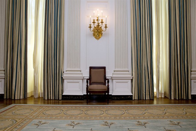 Michelle Obama updates look of State Dining Room with new chairs, draperies, rug | iNFOnews.ca CP33753199