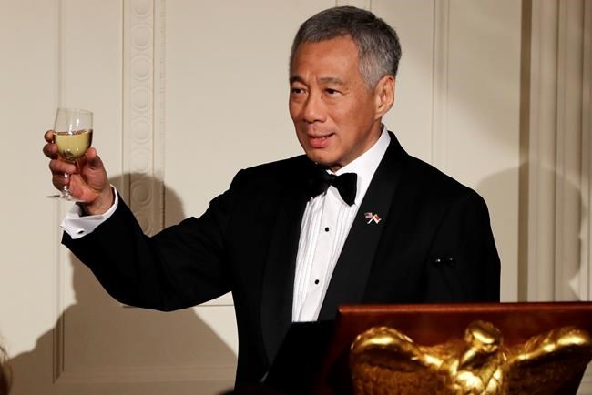 Singapore leader's day at White House - as Instagram shooter | iNFOnews.ca