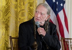 Willie Nelson, Common, Mary J. Blige help White House salute US troops, veterans, families | iNFOnews.ca CP30602712