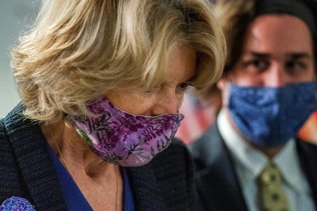 Murkowski becomes 1st GOP senator to say Trump should resign | iNFOnews.ca