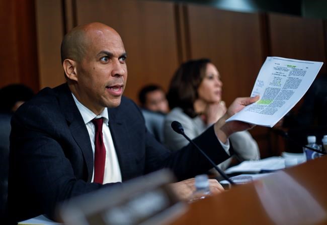Booker to headline Iowa Democratic banquet in October | iNFOnews.ca