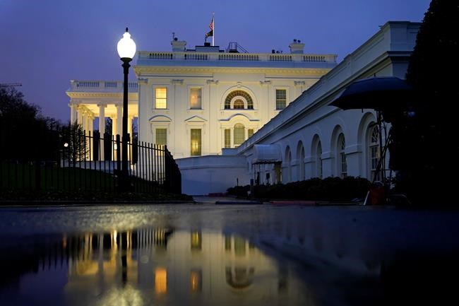 Trump's silent public outing belies White House in tumult | iNFOnews.ca