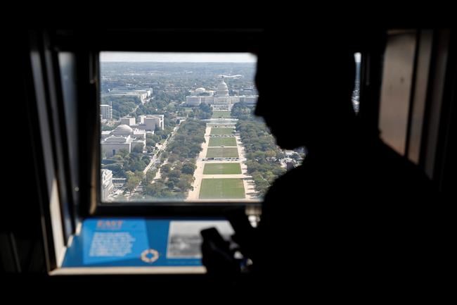 Melania Trump cuts ribbon on reopened Washington Monument | iNFOnews.ca