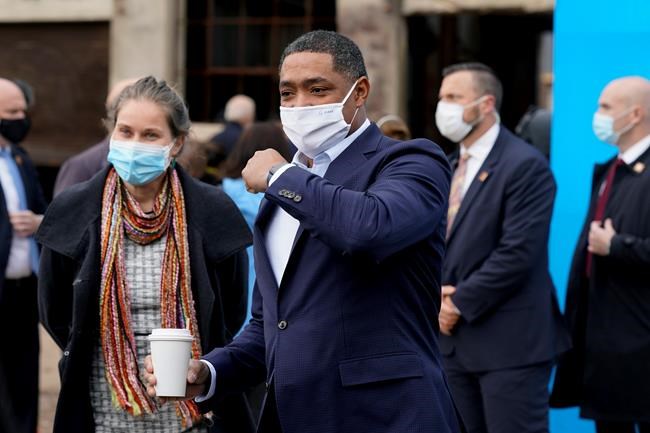 Biden adviser Cedric Richmond tests positive for coronavirus | iNFOnews.ca CP1171825513