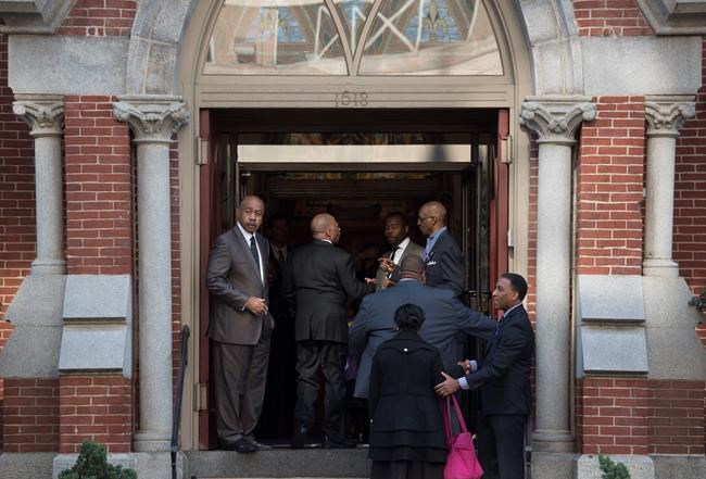 Thousands gather to mourn, celebrate, journalist Gwen Ifill | iNFOnews.ca
