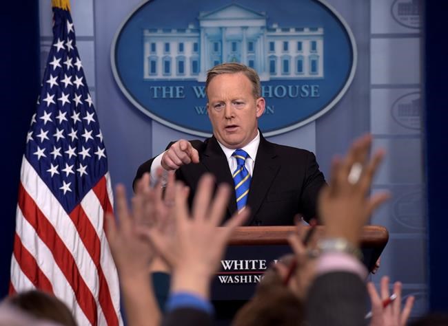The Latest: Trump vows to 'send in the Feds' to help Chicago | iNFOnews.ca