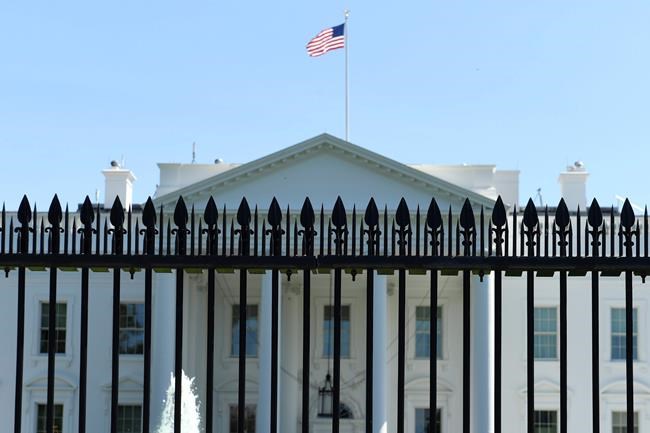 Construction to begin soon on taller White House fence | iNFOnews.ca Construction to begin soon on taller White House fence | iNFOnews.ca
