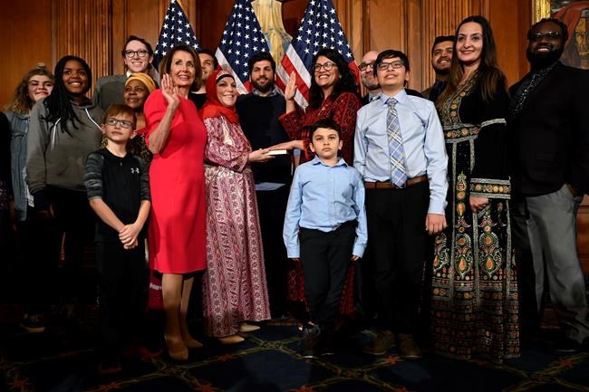 Democrats take power in House; impeachment talk flares | iNFOnews.ca CP189727103