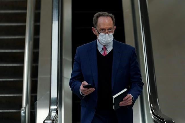 Toomey, who once unified the GOP, now on the outs over Trump | iNFOnews.ca Toomey, who once unified the GOP, now on the outs over Trump | iNFOnews.ca