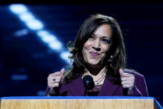 Harris seizes historic moment in accepting VP nomination | iNFOnews.ca CP560399356
