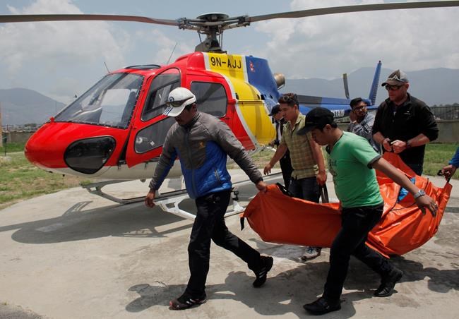 As bodies return from Everest, relatives struggle to cope | iNFOnews.ca CP2065443439