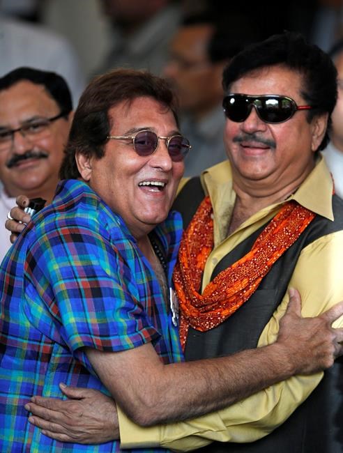 India Bollywood actor Vinod Khanna dies of cancer at age 70 | iNFOnews.ca India Bollywood actor Vinod Khanna dies of cancer at age 70 | iNFOnews.ca