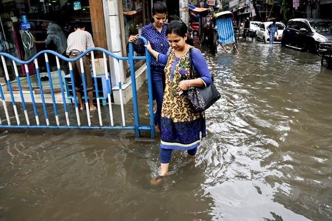 At least 40 dead during flooding in central, eastern India | iNFOnews.ca At least 40 dead during flooding in central, eastern India | iNFOnews.ca