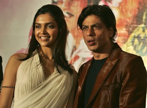 Indian actor files suit against Bollywood star Shah Rukh Khan for releasing film mocking him | iNFOnews.ca CP22748126