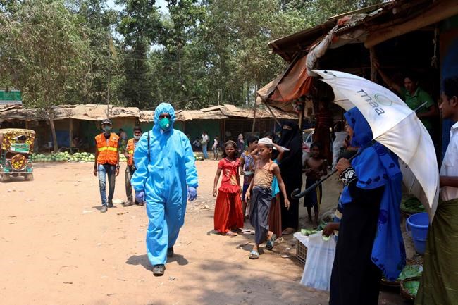 Bangladesh confirms 1st death of Rohingya from coronavirus | iNFOnews.ca CP2051539376