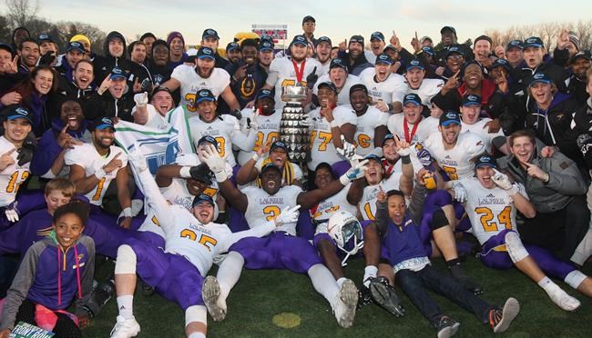 U Sports Roundup: Golden Hawks rally for Yates Cup win over Mustangs | iNFOnews.ca