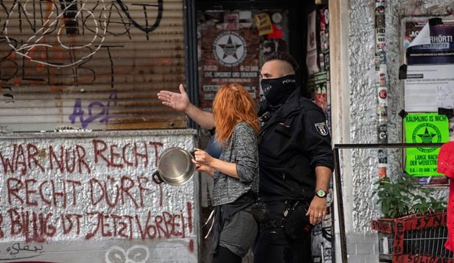 Protests, arrests at eviction of left-wing Berlin bar | iNFOnews.ca
