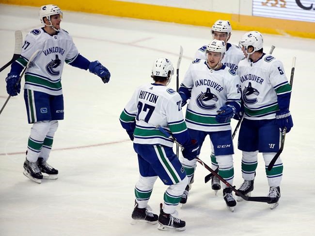 Boucher, Markstrom help Canucks beat Stars 6-0 | iNFOnews.ca