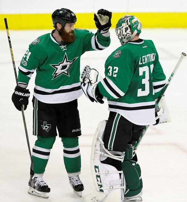 Lehtonen, 5-goal 1st period carry Stars past Maple Leafs 6-3 | iNFOnews.ca