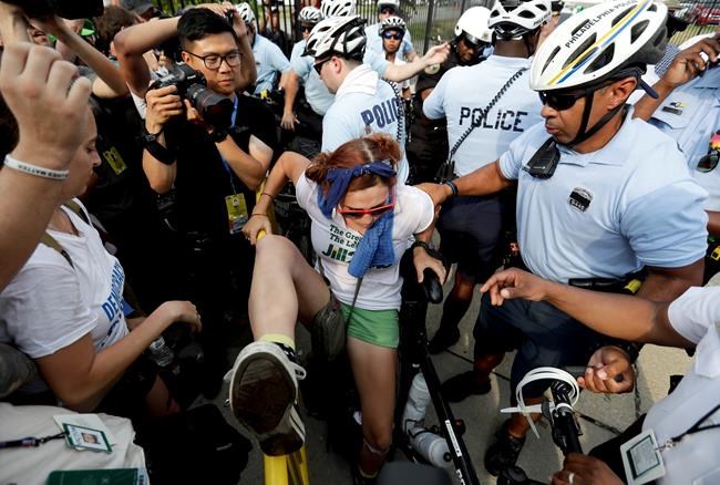 Sanders loyalists bash Clinton nomination, clash with police | iNFOnews.ca