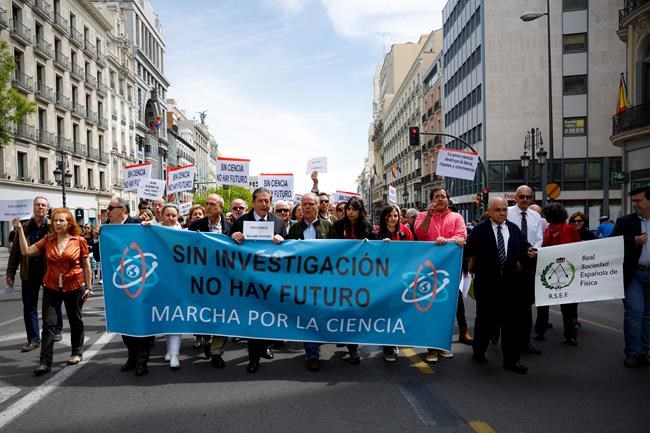 Advocates fan out in global show of support for science | iNFOnews.ca CP791766457