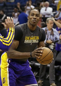 Lakers' Dwight Howard scores season-high 39, gets best of Magic in return game, 106-97 | iNFOnews.ca