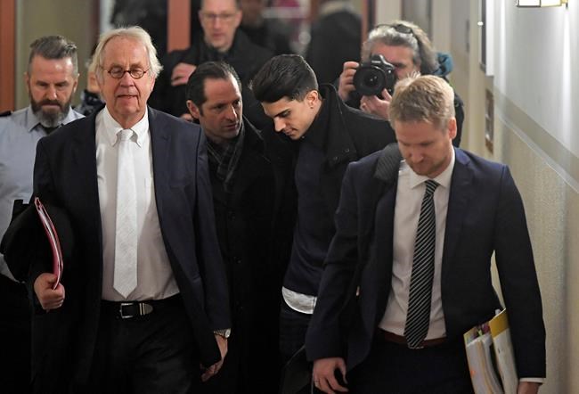 Dortmund defender Marc Bartra testifies at bus attack trial | iNFOnews.ca Dortmund defender Marc Bartra testifies at bus attack trial | iNFOnews.ca