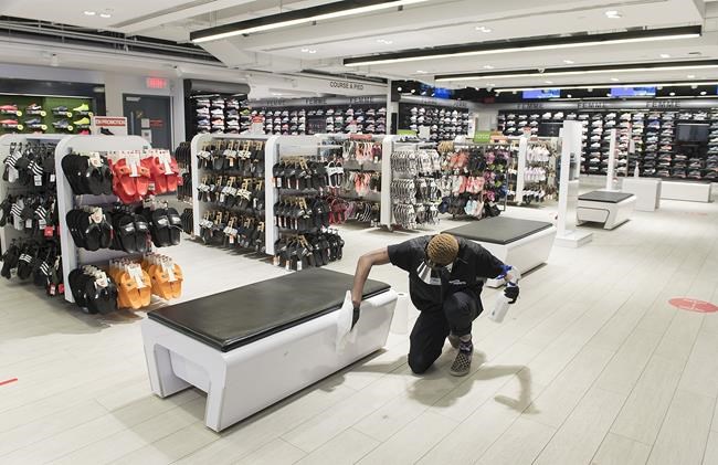 Shoppers line up in downtown Montreal as retailers reopen to public | iNFOnews.ca
