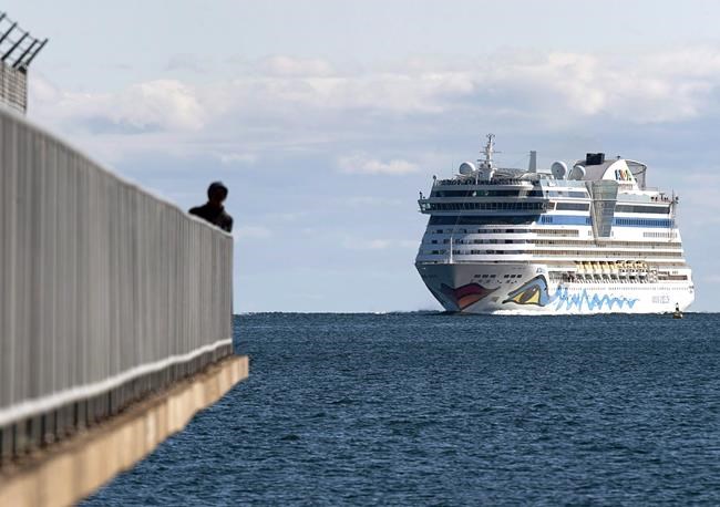 Large cruise ships barred from Canadian waters until end of October: Garneau | iNFOnews.ca Large cruise ships barred from Canadian waters until end of October: Garneau | iNFOnews.ca