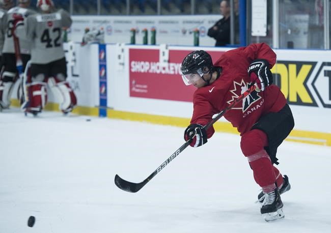 Dylan Cozens, Adam Beckman finalists for WHL's top player award | iNFOnews.ca Dylan Cozens, Adam Beckman finalists for WHL's top player award | iNFOnews.ca