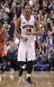 DeRozan's big night leads Toronto Raptors to 99-96 win over Rockets | iNFOnews.ca DeRozan's big night leads Toronto Raptors to 99-96 win over Rockets | iNFOnews.ca