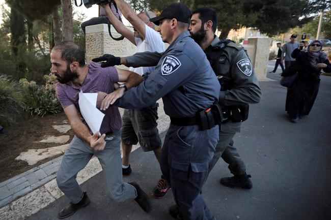 Israel accused of torturing Palestinians after fatal bombing | iNFOnews.ca CP590237904