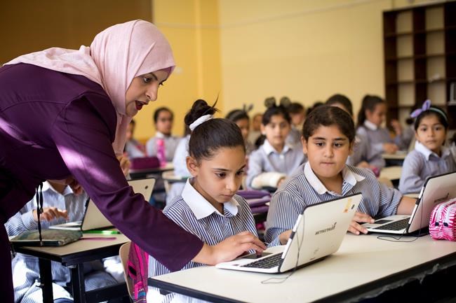 Palestinian schools strive to modernize classrooms | iNFOnews.ca Palestinian schools strive to modernize classrooms | iNFOnews.ca