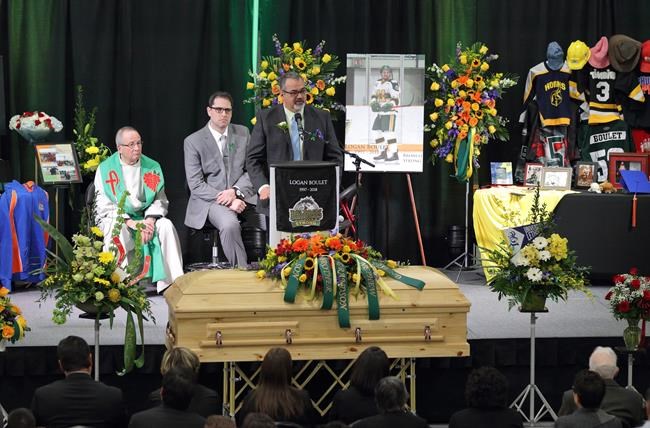 Broncos hockey player called a hero for saving other lives with organ donation | iNFOnews.ca