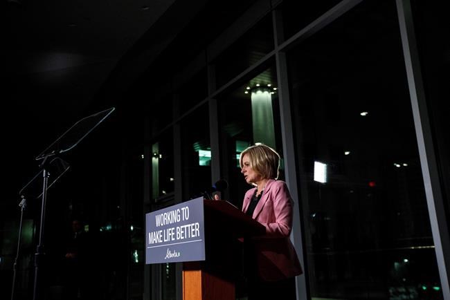 Alberta orders 8.7 per cent oil production cut to help deal with low prices | iNFOnews.ca