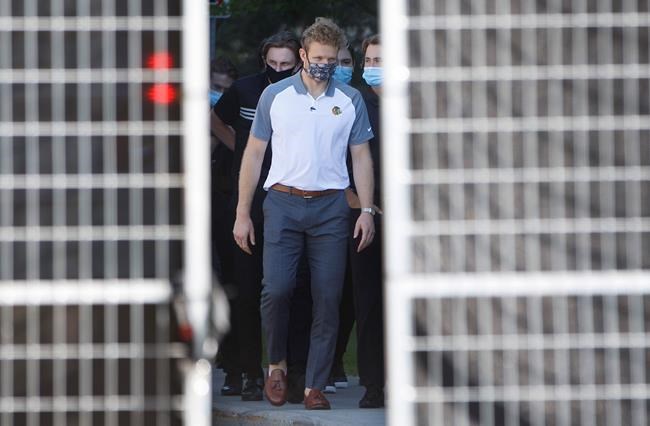 NHL players start their adjustment to hub life in Edmonton, Toronto | iNFOnews.ca