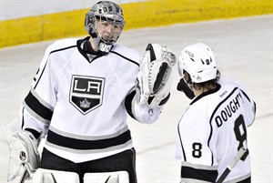 Carter scores two as Los Angeles win seventh straight, 4-2 over Edmonton | iNFOnews.ca CP27527345