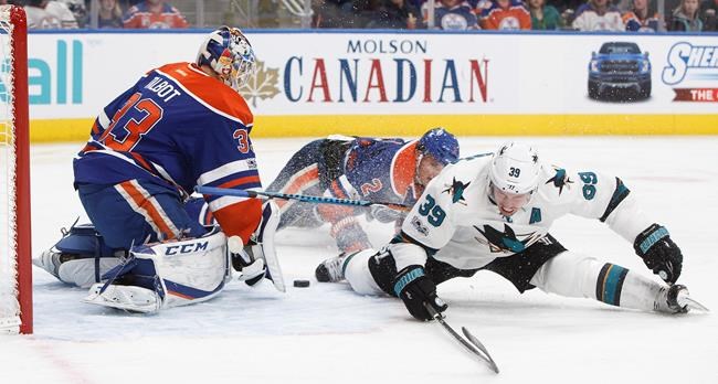 Mikkel Boedker's hat trick powers San Jose Sharks past Edmonton Oilers 5-3 | iNFOnews.ca Mikkel Boedker's hat trick powers San Jose Sharks past Edmonton Oilers 5-3 | iNFOnews.ca