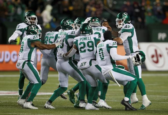 Lauther hits late field goal to lift Roughriders over Eskimos 27-24 | iNFOnews.ca CP1118210139
