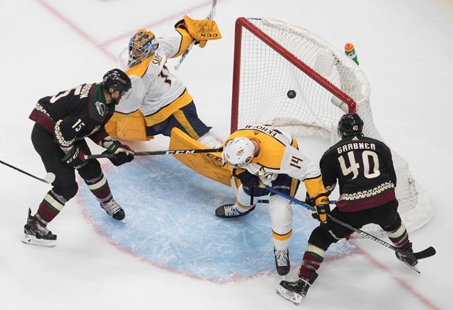 Coyotes advance with 4-3 overtime win over Predators | iNFOnews.ca