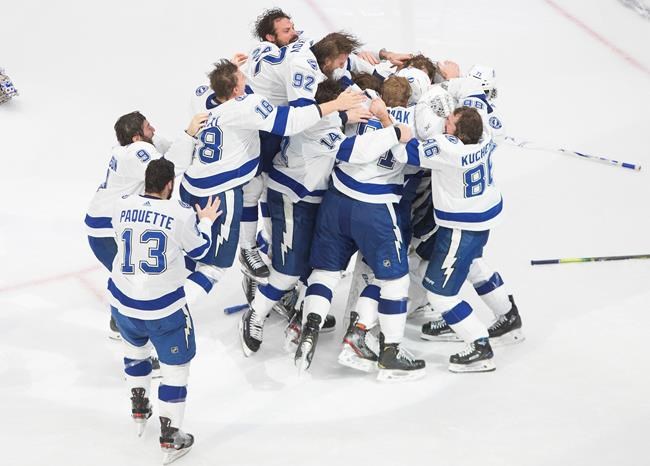 Bubble hockey champs: Tampa Bay Lightning beat Dallas Stars 2-0, win Stanley Cup | iNFOnews.ca