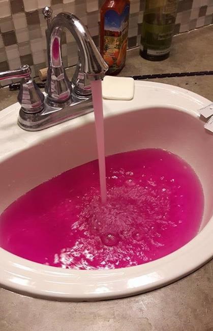Tap water 'very, very pink' has residents in Alberta town in a tizzy | iNFOnews.ca Tap water 'very, very pink' has residents in Alberta town in a tizzy | iNFOnews.ca