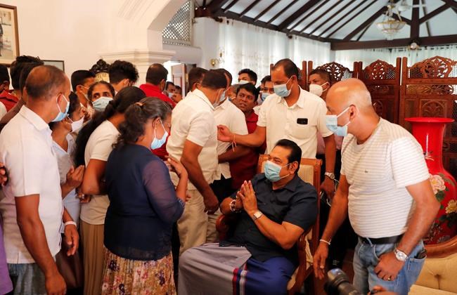 Rajapaksa brothers win by landslide in Sri Lanka's election | iNFOnews.ca