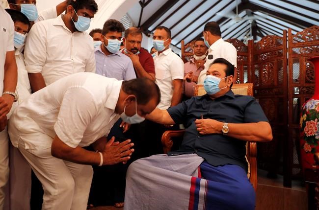 Rajapaksa sworn in as PM in Sri Lanka, cementing family rule | iNFOnews.ca Rajapaksa sworn in as PM in Sri Lanka, cementing family rule | iNFOnews.ca