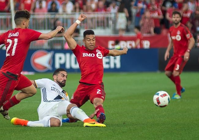 Drew Moor scores to lift Toronto 1-0 over Galaxy, ending TFC's winless streak | iNFOnews.ca